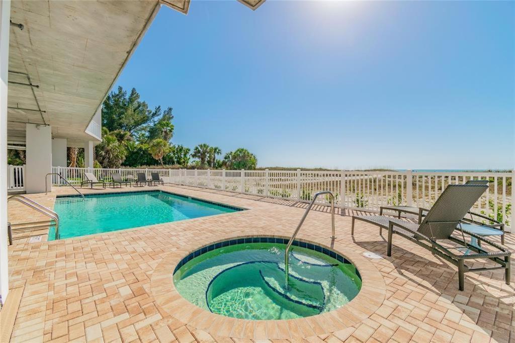 Villa Oceana 305 East St. Pete Beach Exterior foto